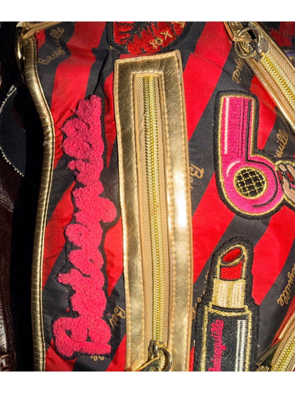 Betsey Johnson Betseyville Embroidered Makeup Patches Purse Handbag, Y2K - Picture 5 of 16